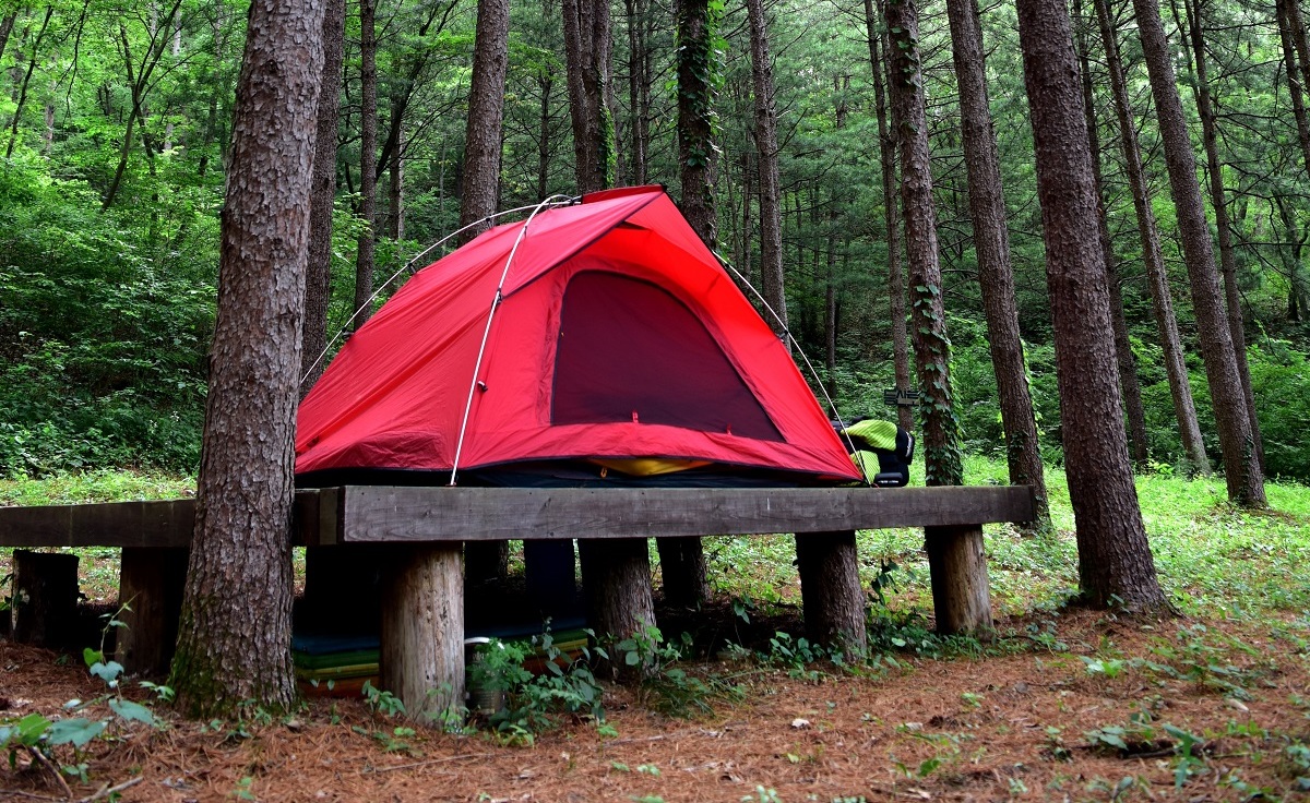 Красная палатка