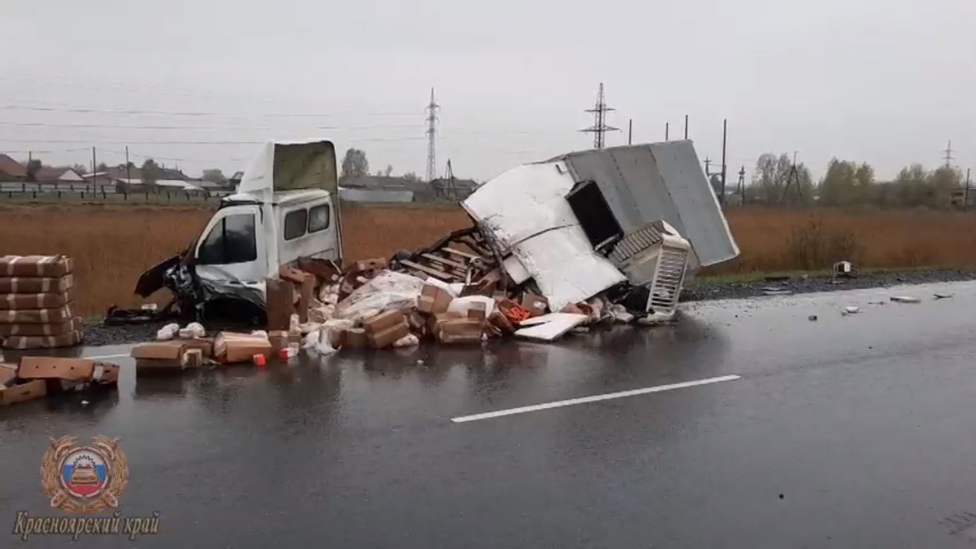 В ДТП с участием автофургона в Красноярском крае погибли 5 человек - Пульс  Хакасии