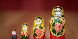 Матрешки, маски