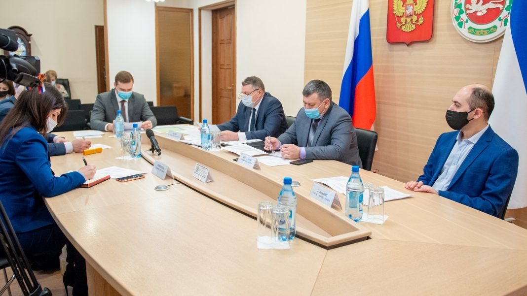 Фото пресс-службы Правительства РХ