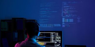 программист