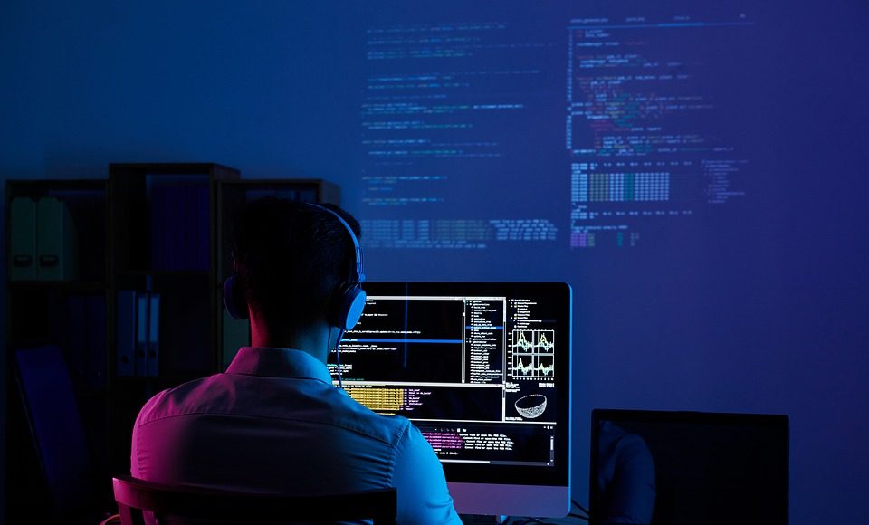 программист