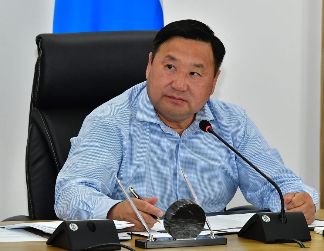 Владислав Ховалыг