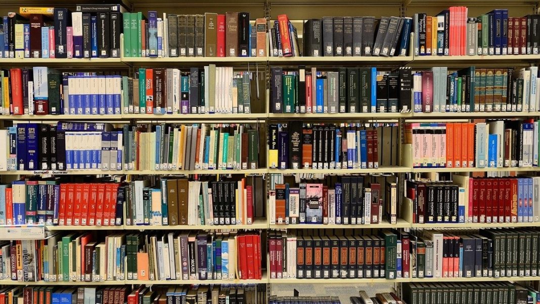 Книги. Картинка из фотобанка Книги