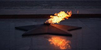 Вечный огонь, День Победы, 9 мая