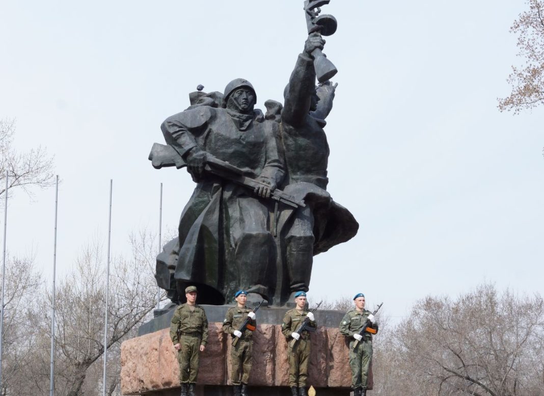 Фото: r-19.ru День Победы