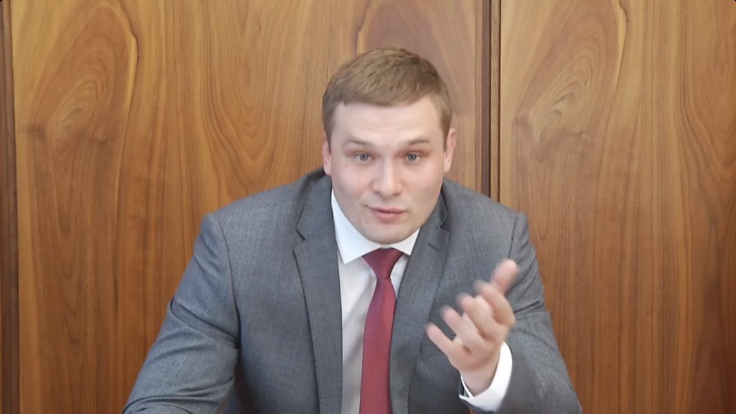 Валентин Коновалов