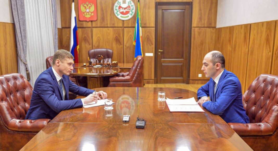 Валентин Коновалов и Манук Данданян