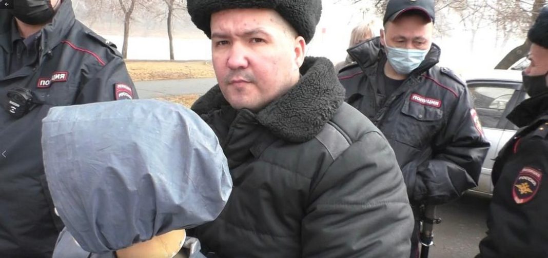 Дмитрий Лебедь