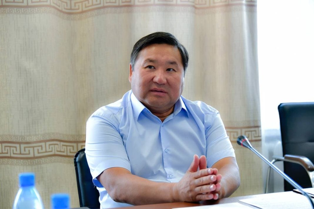 Владислав Ховалыг