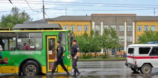 В троллейбусе задержали дебошира
