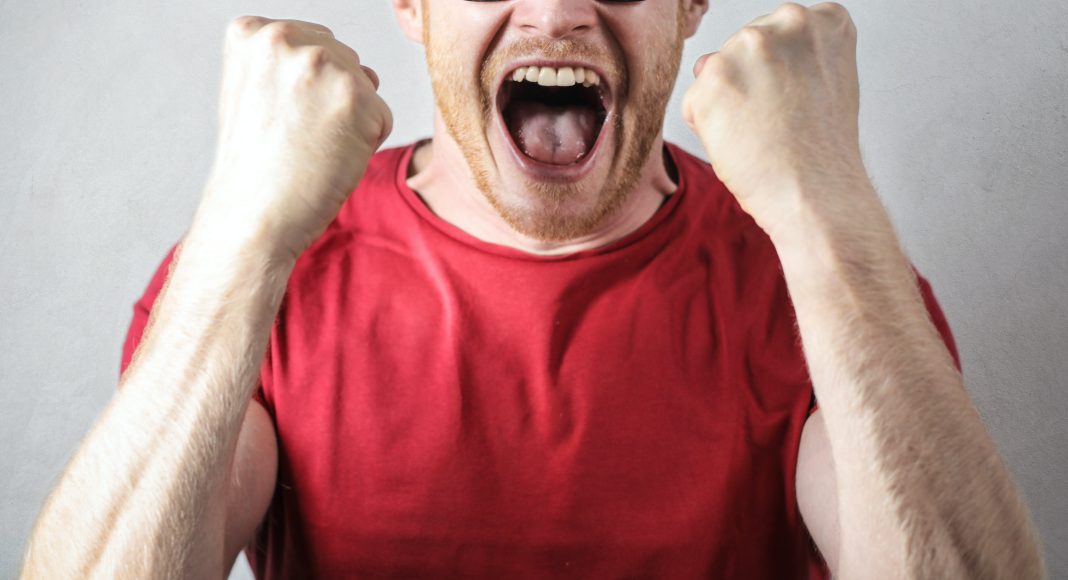 Изображение из фотобанка Красный, крик