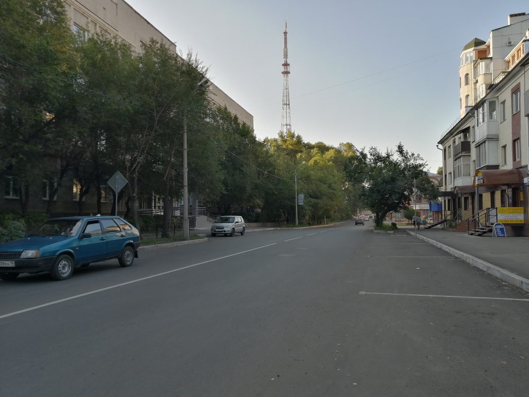 Улица Вяткина в Абакане