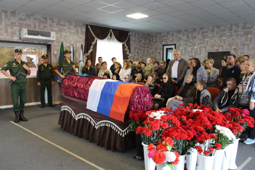 Фото: Абакан.рф Прощание с Виталием Постовгаром