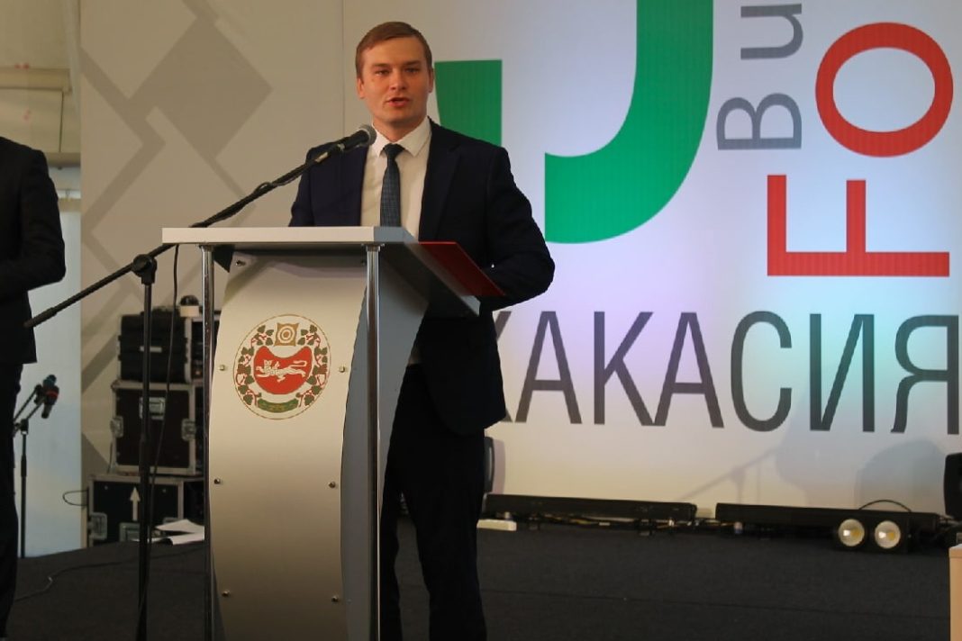 Валентин Коновалов