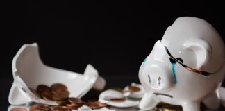 Разбитая копилка