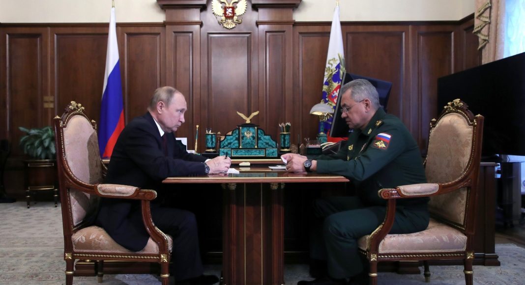 Путин и Шойгу. Фото: kremlin.ru