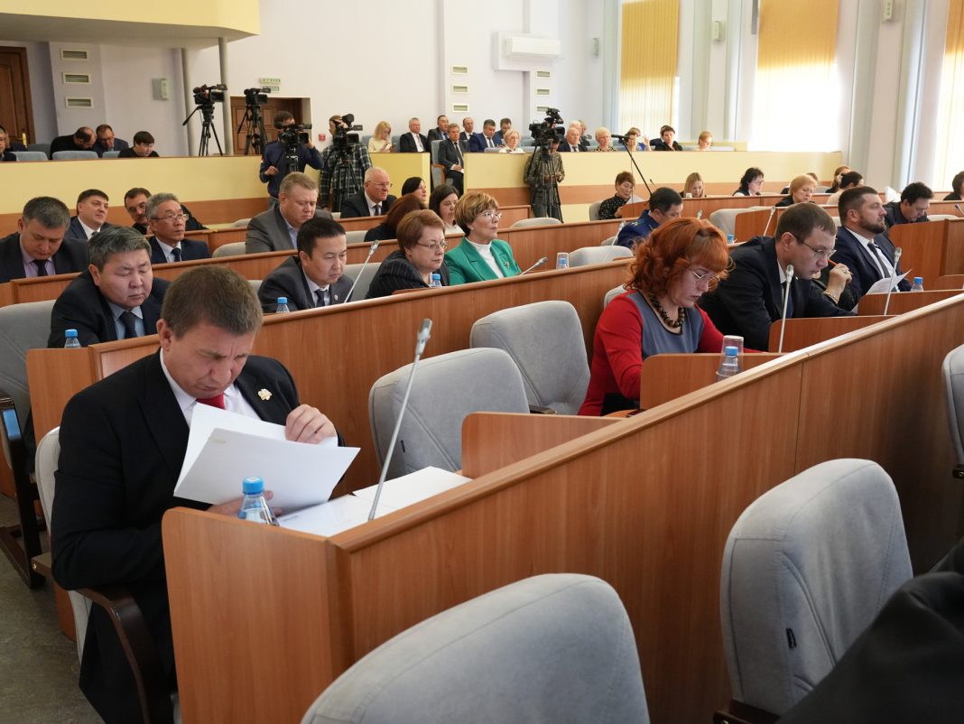 Сессия Верховного Совета. Фото пресс-службы ВС РХ