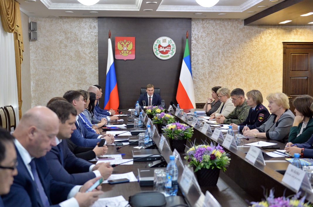 Фото пресс-службы правительства РХ Фото пресс-службы правительства РХ