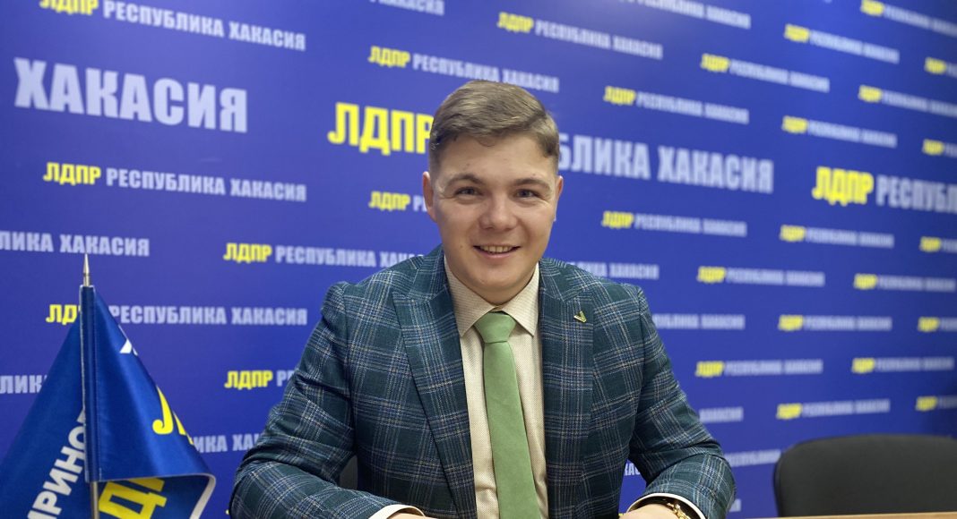 Руководитель хакасского ЛДПР Михаил Молчанов. Фото pulse19.ru Руководитель хакасского ЛДПР Михаил Молчанов. Фото pulse19.ru