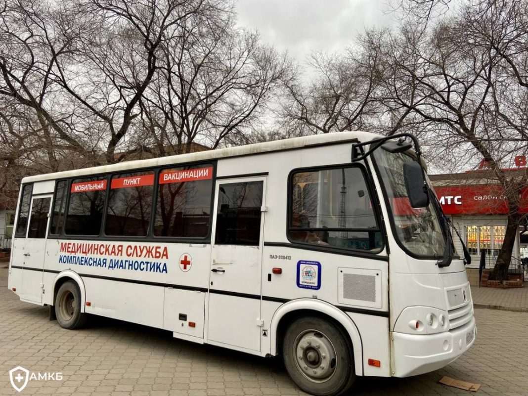 Мобильный пункт вакцинации в Абакане