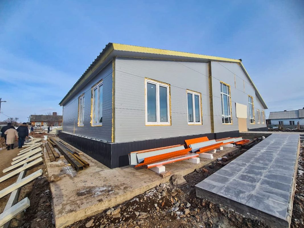 Стройка Дома культуры в с.Имек. Фото pulse19.ru Стройка Дома культуры в с.Имек. Фото pulse19.ru