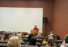 Встреча ОНФ с женами мобилизованных. Фото pulse19.ru