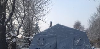 Благотворительная столовая для бездомных в Абакане