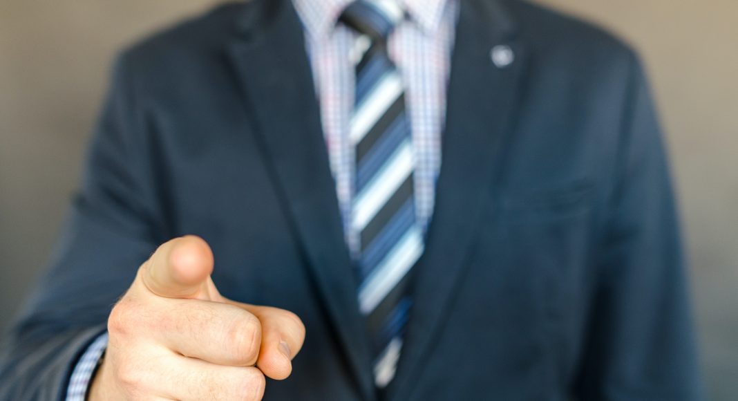 Указание, палец