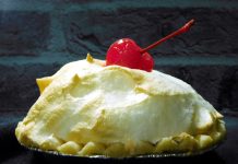 Вишенка на торте