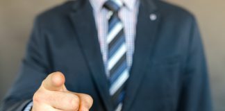 Указание, палец