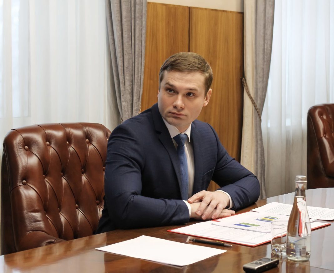 Валентин Коновалов. Фото пресс-службы Минимущества РХ