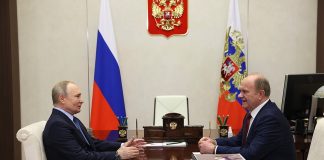 Путин и Зюганов. Фото пресс-службы Кремля