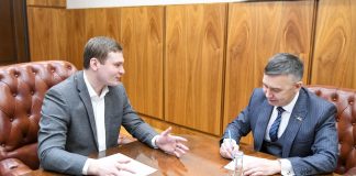 Валентин Коновалов и Тайир Ачитаев