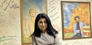 Ева Меркачёва в редакции МК. Фото pulse19.ru