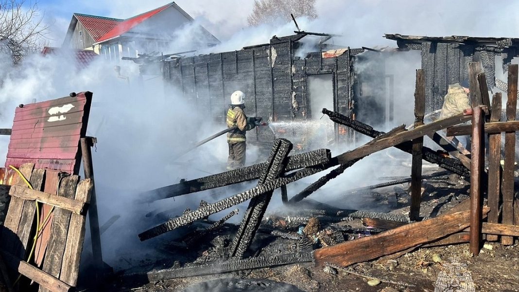Фото пресс-службы МЧС Хакасии Фото пресс-службы МЧС Хакасии