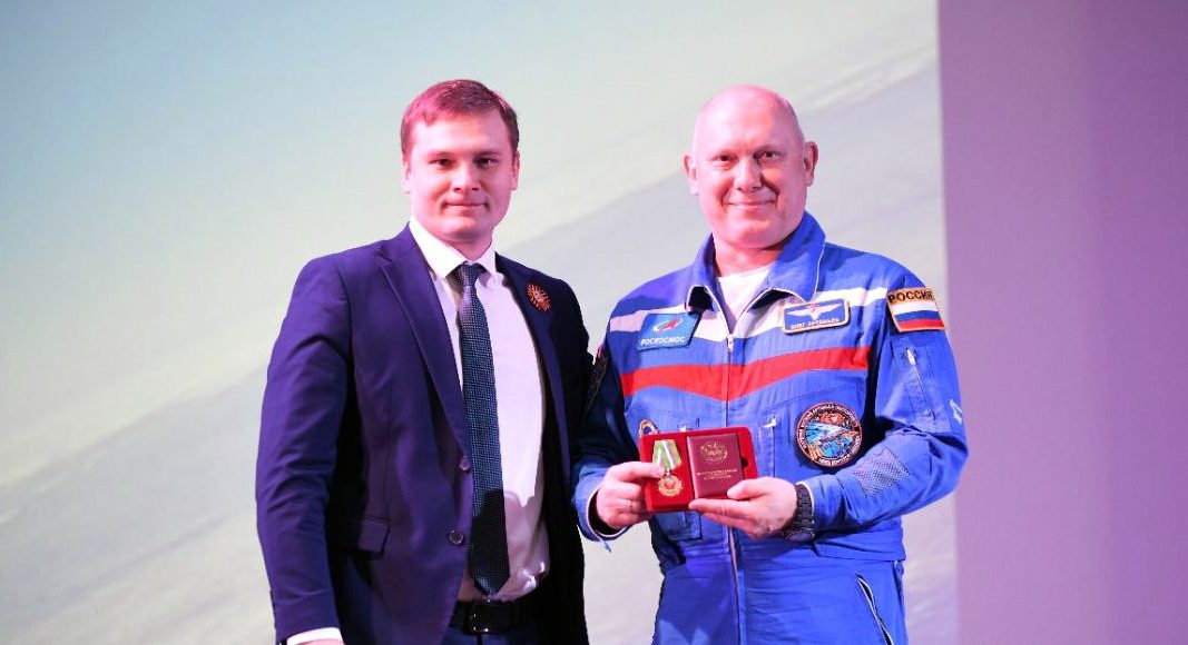 Фото: r-19.ru Валентин Коновалов и Олег Артемьев