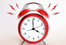 Звонок. Будильник. Изображение из фотобанка