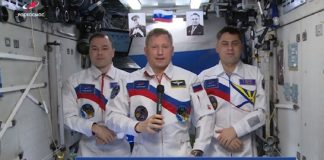 Кадр видеопоздравления с МКС с Днём России