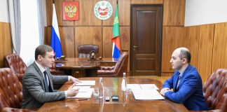 Валентин Коновалов и Манук Данданян