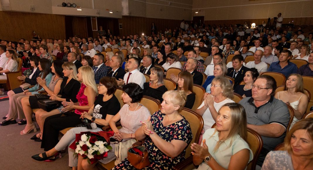 Празднование Дня шахтера. Фото Разреза Аршановский