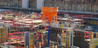 Стройка. Фото из фотобанка