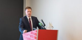 Председатель федерального Фонда ОМС Илья Баланин