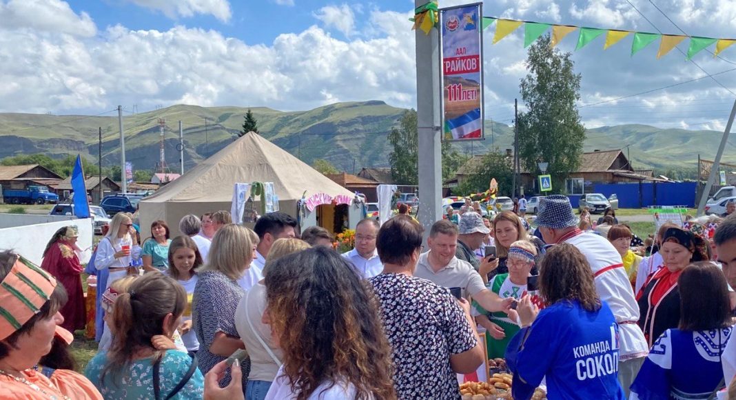 Праздник в аал Райков. Фото: Пульс Хакасии Праздник в аал Райков. Фото: Пульс Хакасии