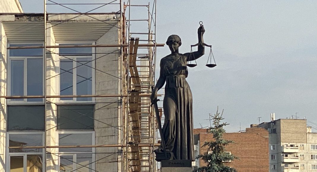 Суд, Красноярск. Фото: pulse19 ru