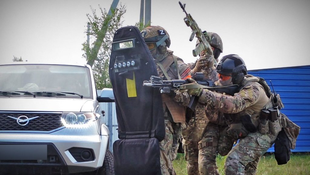 Тренировка Росгвардии. Фото предоставлено пресс-службой Управления Росгвардии по РХ