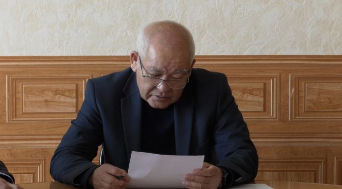 Абреку Челтыгмашеву продлили срок содержания под стражей Абрек Челтыгмашев. Фото пресс-службы Администрации Аскизского района