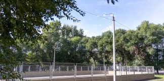 Обновленная хоккейная коробка