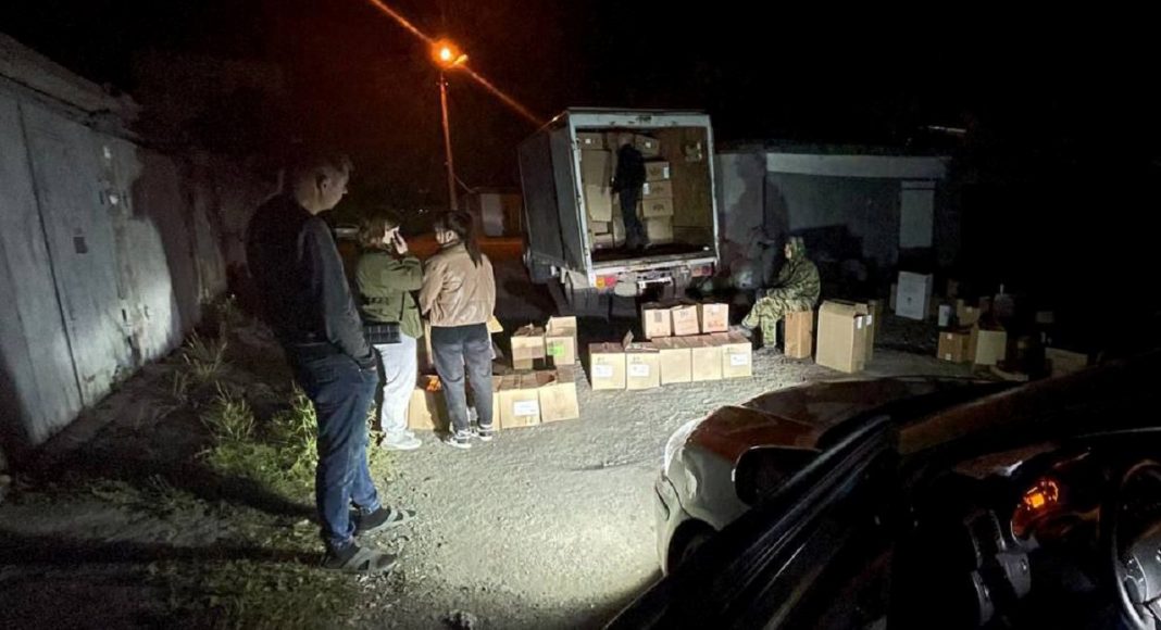 Изъятие контрафактного табака Изъятие контрафактного табака