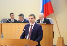 Коновалов на сессии